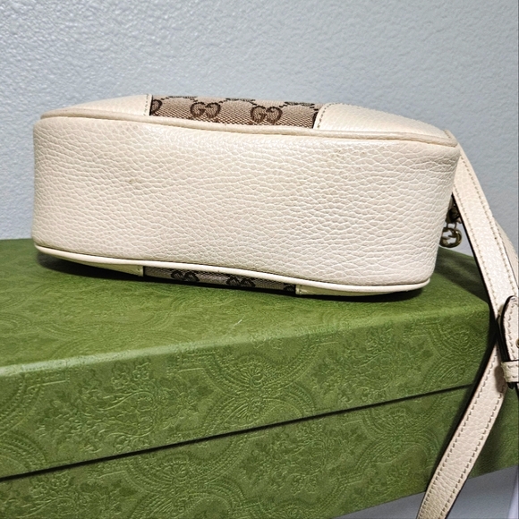 🐝 SOLD🐝 Gucci Bree Supreme Crossbody Bag Ivory - Picture 9 of 11
